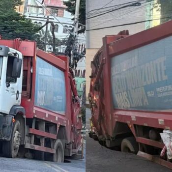 Caminhão de lixo fica preso em buraco na região Nordeste de BH; garis pularam antes do acidente