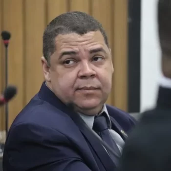 Ministério Público abre investigação contra vereador Luiz Carlos e aponta possível abuso de autoridade, perseguição a servidoras e outros crimes