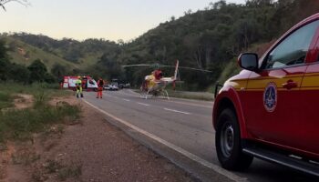 Bombeiros realizam desencarceramento após grave acidente em Santa Maria de Itabira