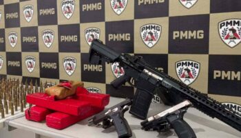 Polícia apreende arsenal e explosivos que iam para o interior de Minas