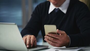 Leilão da Justiça do Trabalho tem Porsche por R$ 20 mil, imóveis e itens de luxo 90% mais baratos