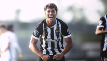 Filho de Hulk faz dois gols, e Atlético goleia por 10 a 0 no Mineiro Sub-20