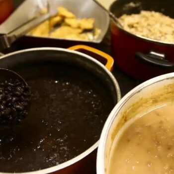 Insegurança alimentar atinge mais de 60% das famílias em favelas