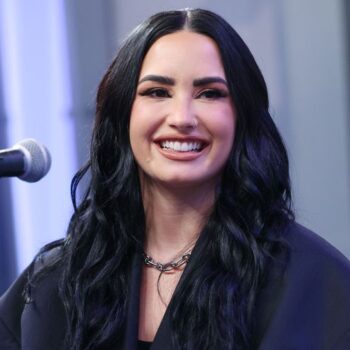 Demi Lovato confirma show no Brasil em setembro e fãs comemoram retorno