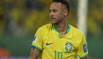 Neymar preocupa às vésperas da Copa do Mundo