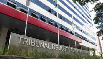 Homem acusado de furtar chocolate de R$ 2,99 em farmácia será indenizado em R$ 10 mil em MG