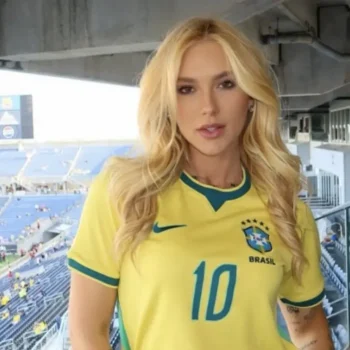 Virginia teria sido alvo de bolinhas e aviões de papel durante jogo no Maracanã