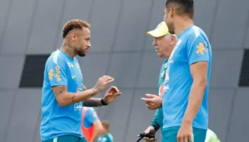 Neymar volta aos treinos da Seleção Brasileira e manda recado nas redes sociais