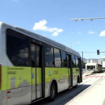 Idoso espancado no Move após acusação de importunação está em coma em BH