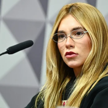 MP pede que Virginia apague posts sobre apostas