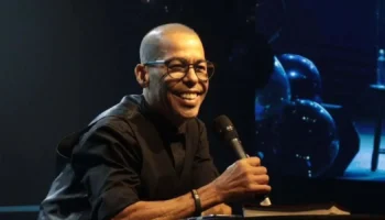 Morre Marquinhos Menezes, pastor e referência da música gospel