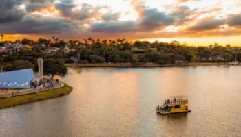 Passeio de barco na Lagoa da Pampulha volta com desconto para moradores de BH