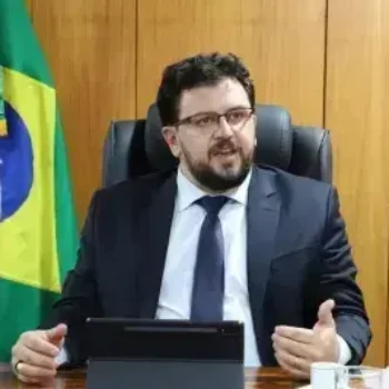 PL prepara ação no STF para investigar ex-chefe de gabinete de Lula