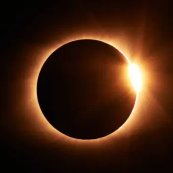 Eclipse solar total acontece nesta quarta-feira; fenômeno não será visto no Brasil