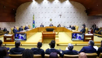 Fachin abre sessão do STF sem citar mensagens entre Vorcaro e Moraes