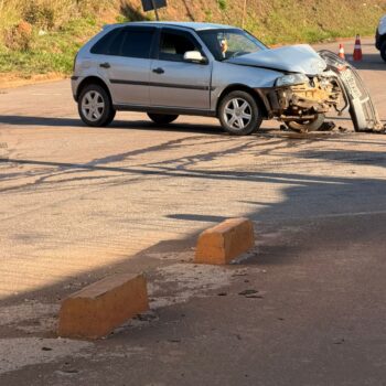 Motociclista sofre fratura exposta em acidente no acesso ao Ribeira de Cima, em Itabira
