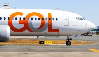 Avião da Gol faz pouso de emergência após apresentar problema técnico durante voo