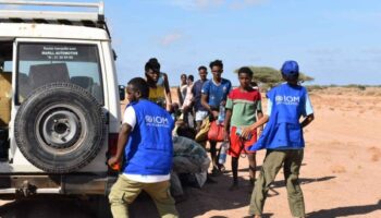 Naufrágio com migrantes deixa 139 mortos e 84 desaparecidos na costa da África